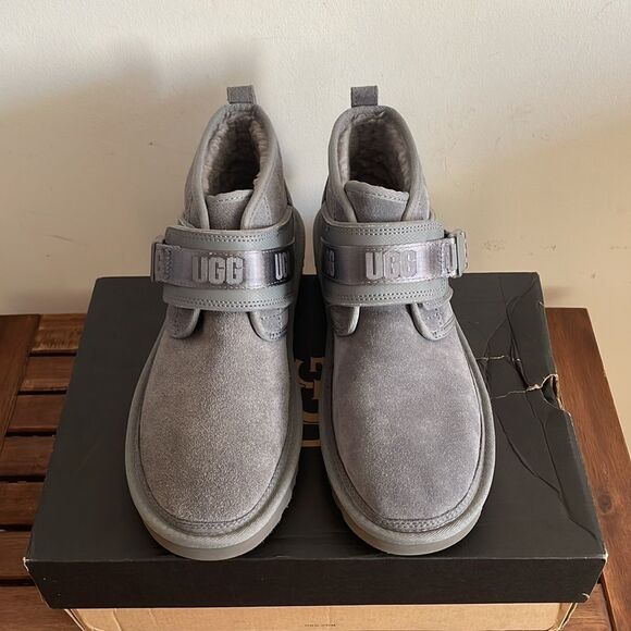 UGG Neumel SnapBack Shoes Metal USA Men Size 10/UK 9/EU 43 - Picture 5 of 15
